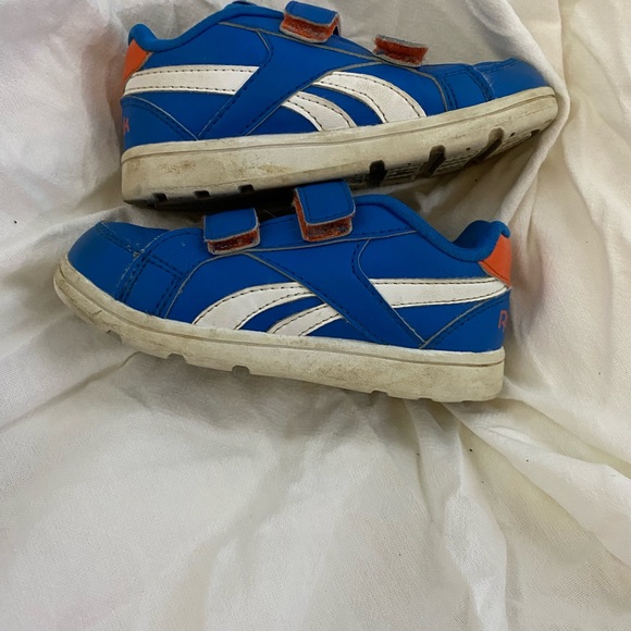 Reebok little kids runners size 9 - Picture 2 of 2